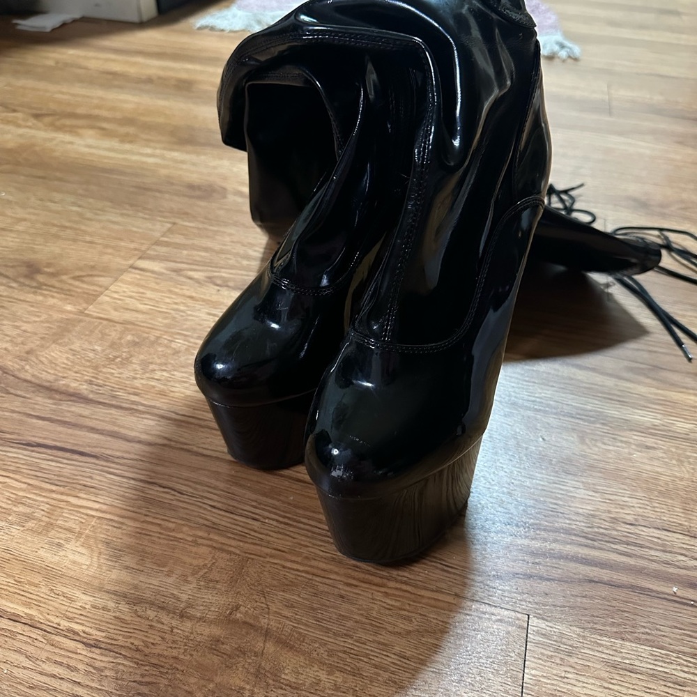 Pleaser Black Patent Lace-Up Over-The-Knee Platform Boots - Picture 3 of 6